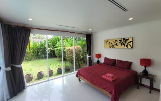 Private Pool Villas for Relaxation at The Kiri Villas